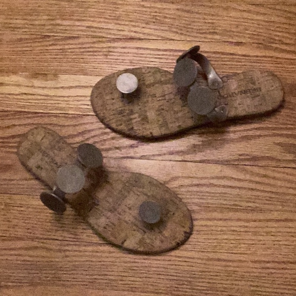 Bernardo Bronze Cork Sandals with Circular Accents Jelly Style Size 8